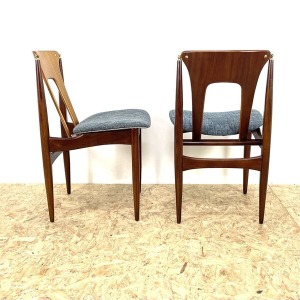 Mid Century Table And Chairs By Elliotts Of Newbury