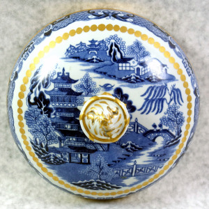A rare antique Georgian Davenport stone china B&W pottery Muffin Dish C.1830