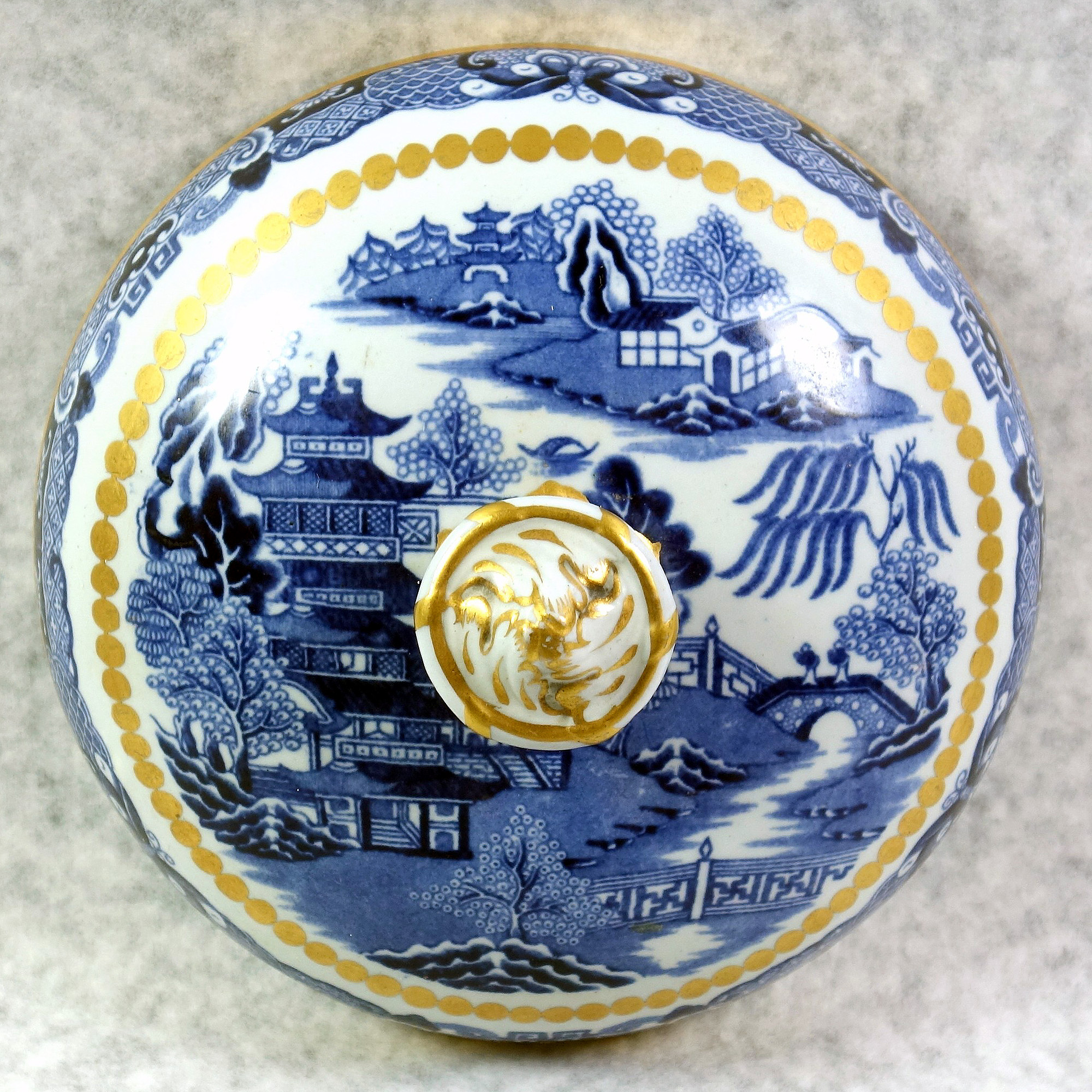 A rare antique Georgian Davenport stone china B&W pottery Muffin Dish C.1830