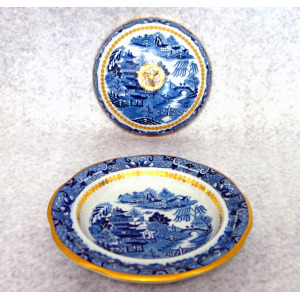 A rare antique Georgian Davenport stone china B&W pottery Muffin Dish C.1830