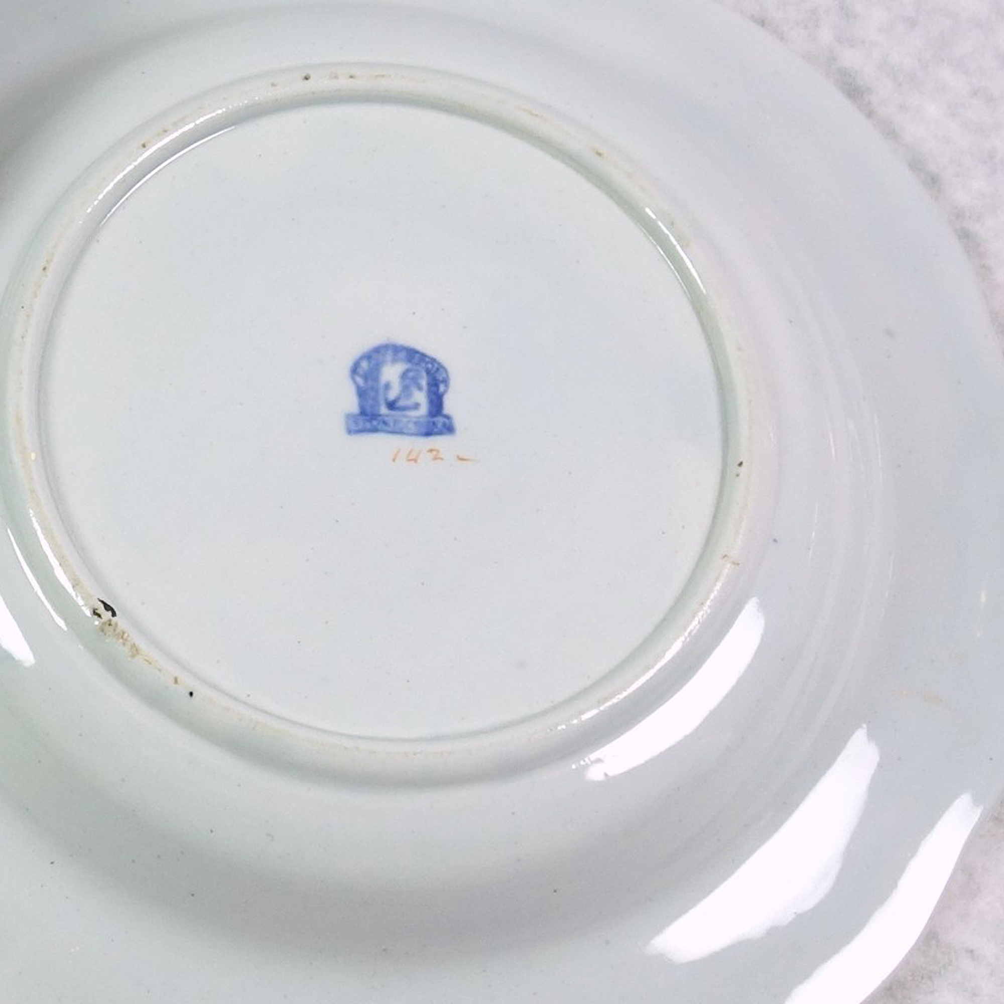 A rare antique Georgian Davenport stone china B&W pottery Muffin Dish C.1830