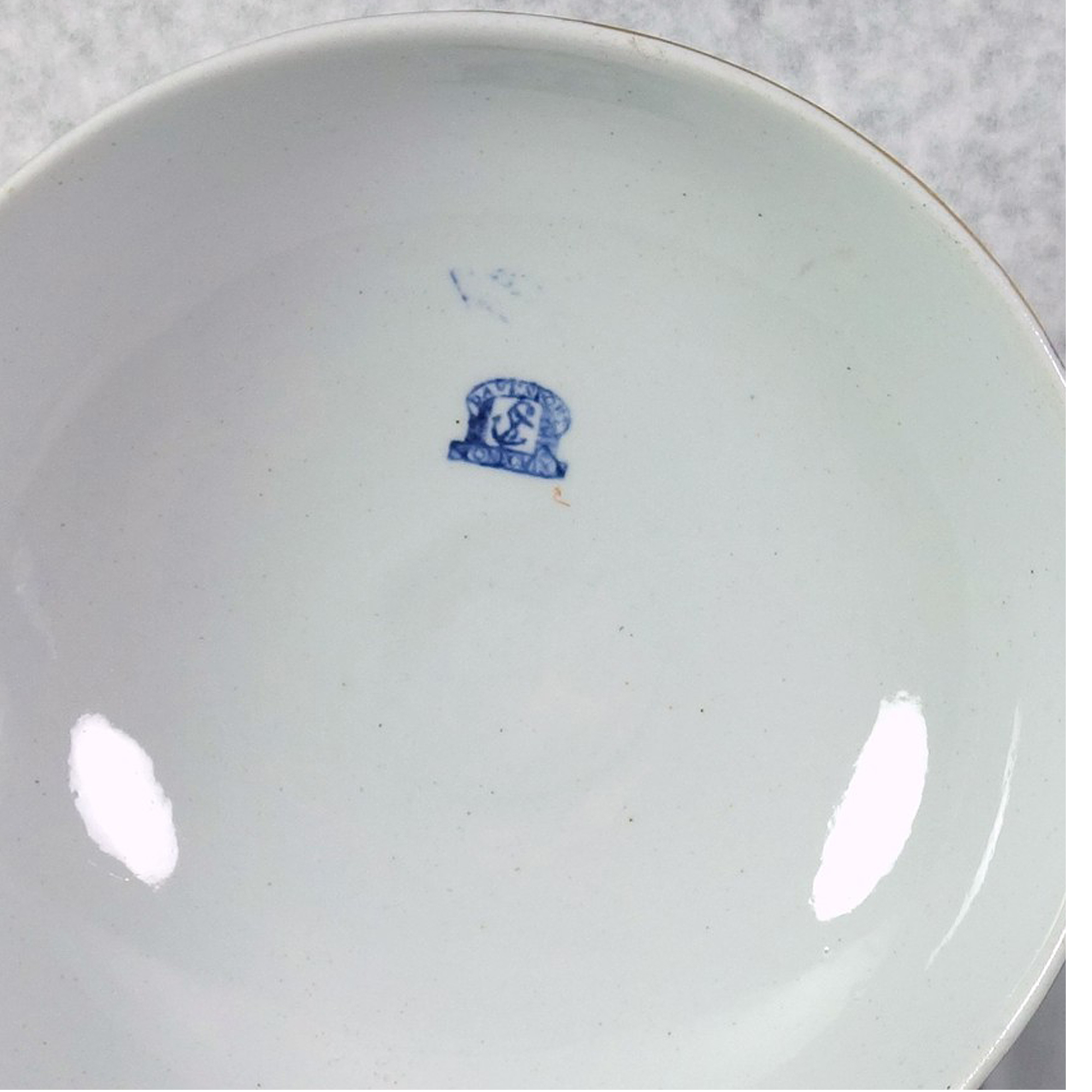 A rare antique Georgian Davenport stone china B&W pottery Muffin Dish C.1830