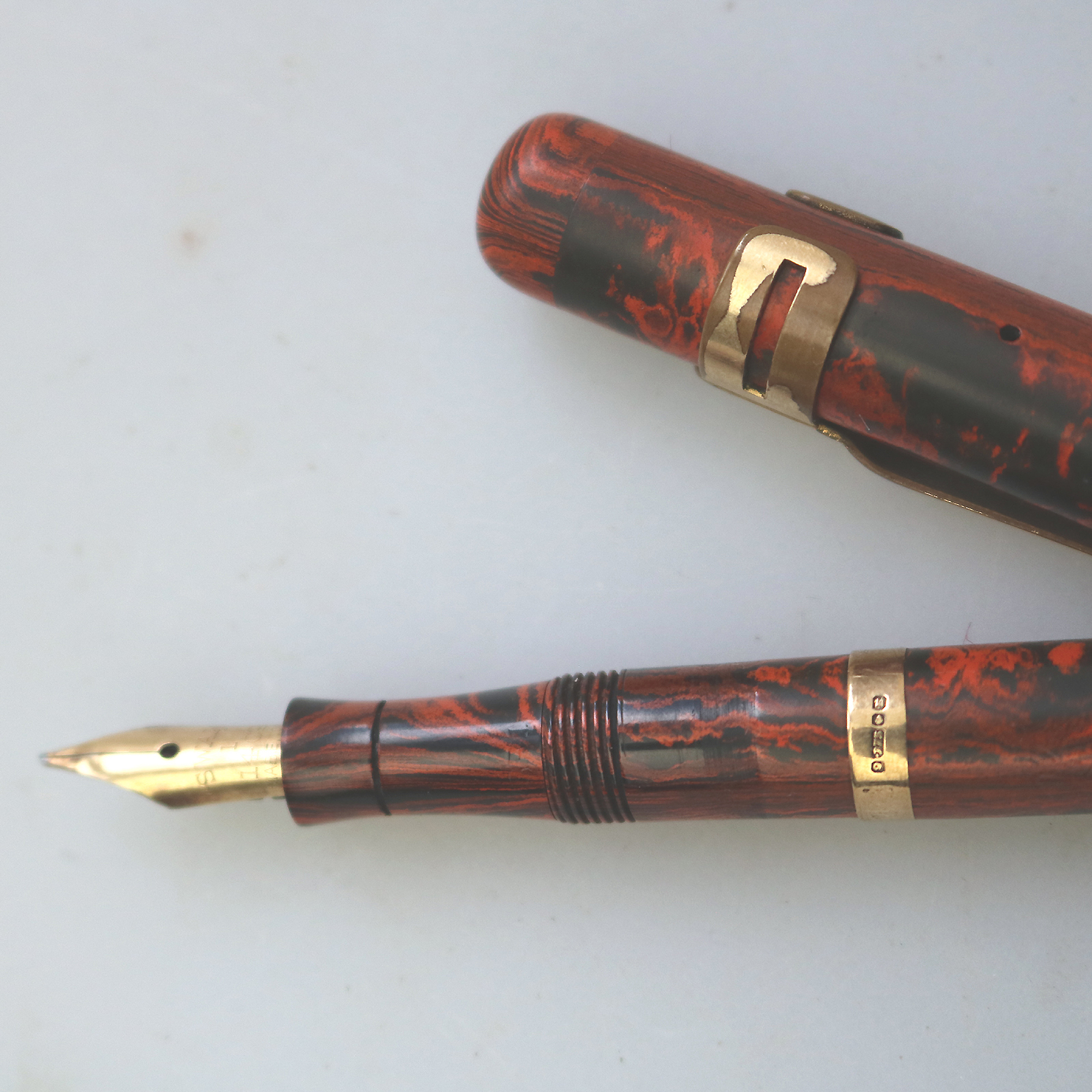 A good antique Swan Mabie & Todd Marbled Fountain Pen 9ct Gold & 14ct Nib C.1929