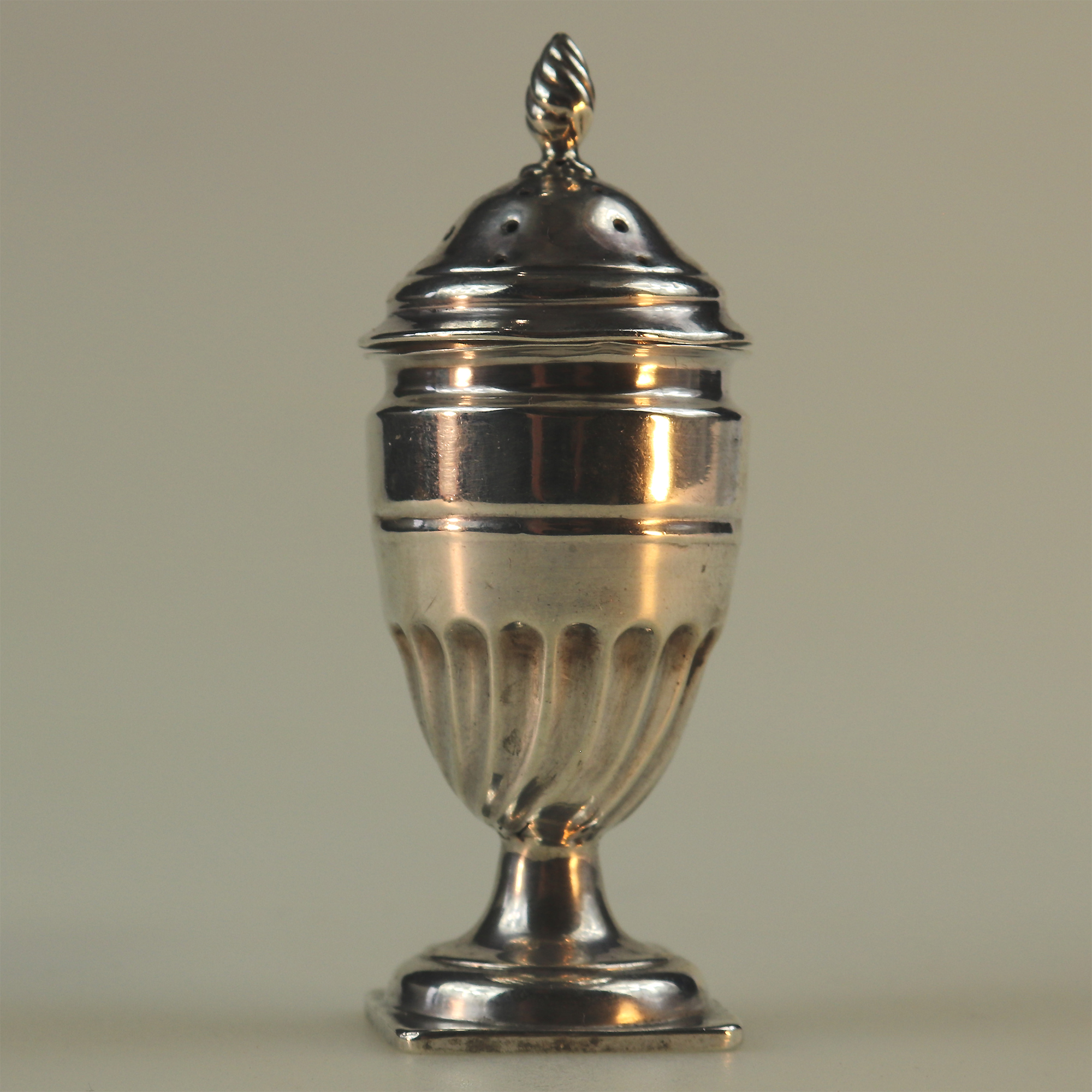 An antique Victorian English sterling solid silver pedestal Pepper Pot C.1896