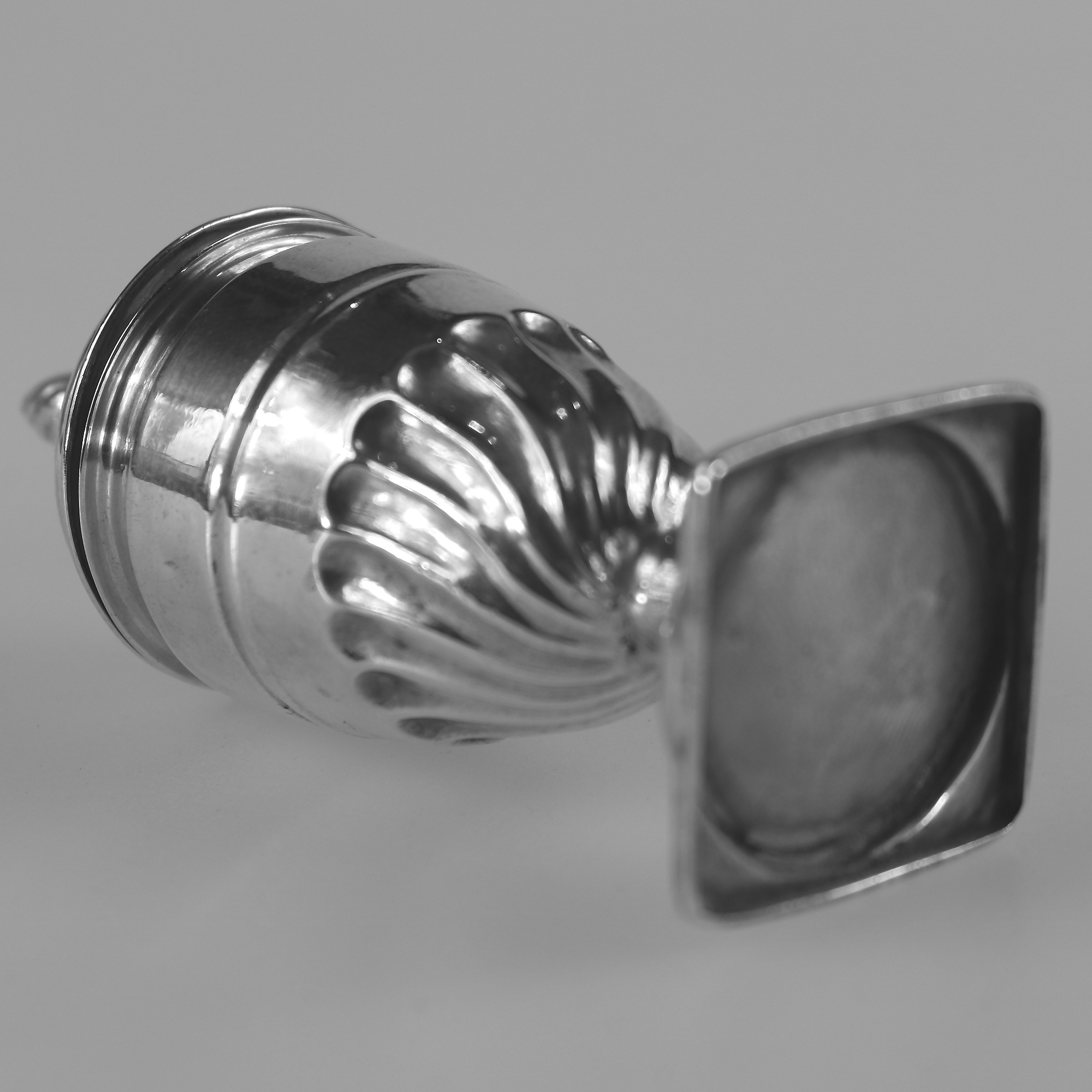 An antique Victorian English sterling solid silver pedestal Pepper Pot C.1896