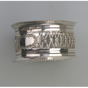 A top-quality antique English solid silver pierced Napkin Ring Sheffield C.1911
