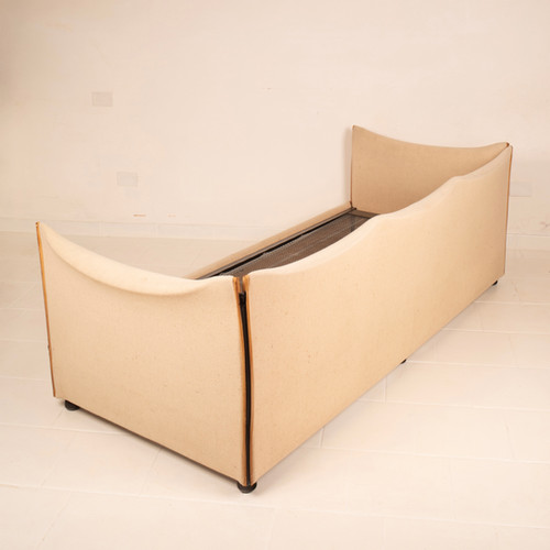 Raro divano letto "Coupé" di Mario Bellini per Cassina 1976