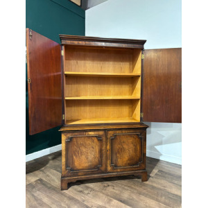 Reproduction Mahogany Cabinet