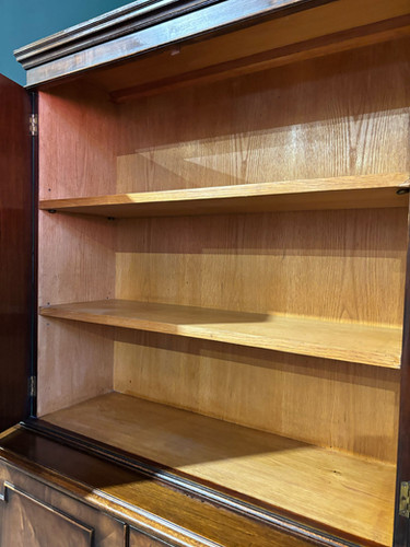Reproduction Mahogany Cabinet
