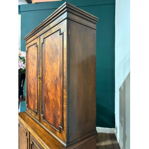 Reproduction Mahogany Cabinet