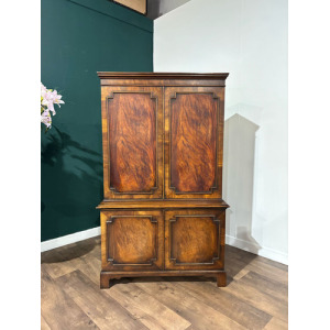 Reproduction Mahogany Cabinet