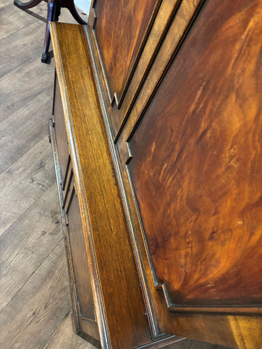 Reproduction Mahogany Cabinet