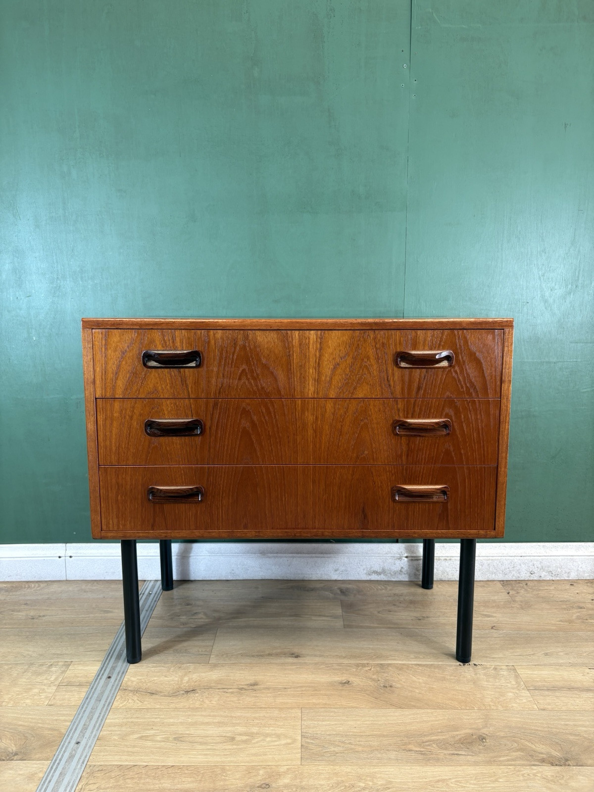 Retro Vintage Mid Century Teak G Plan Chest Of Drawers-Courier