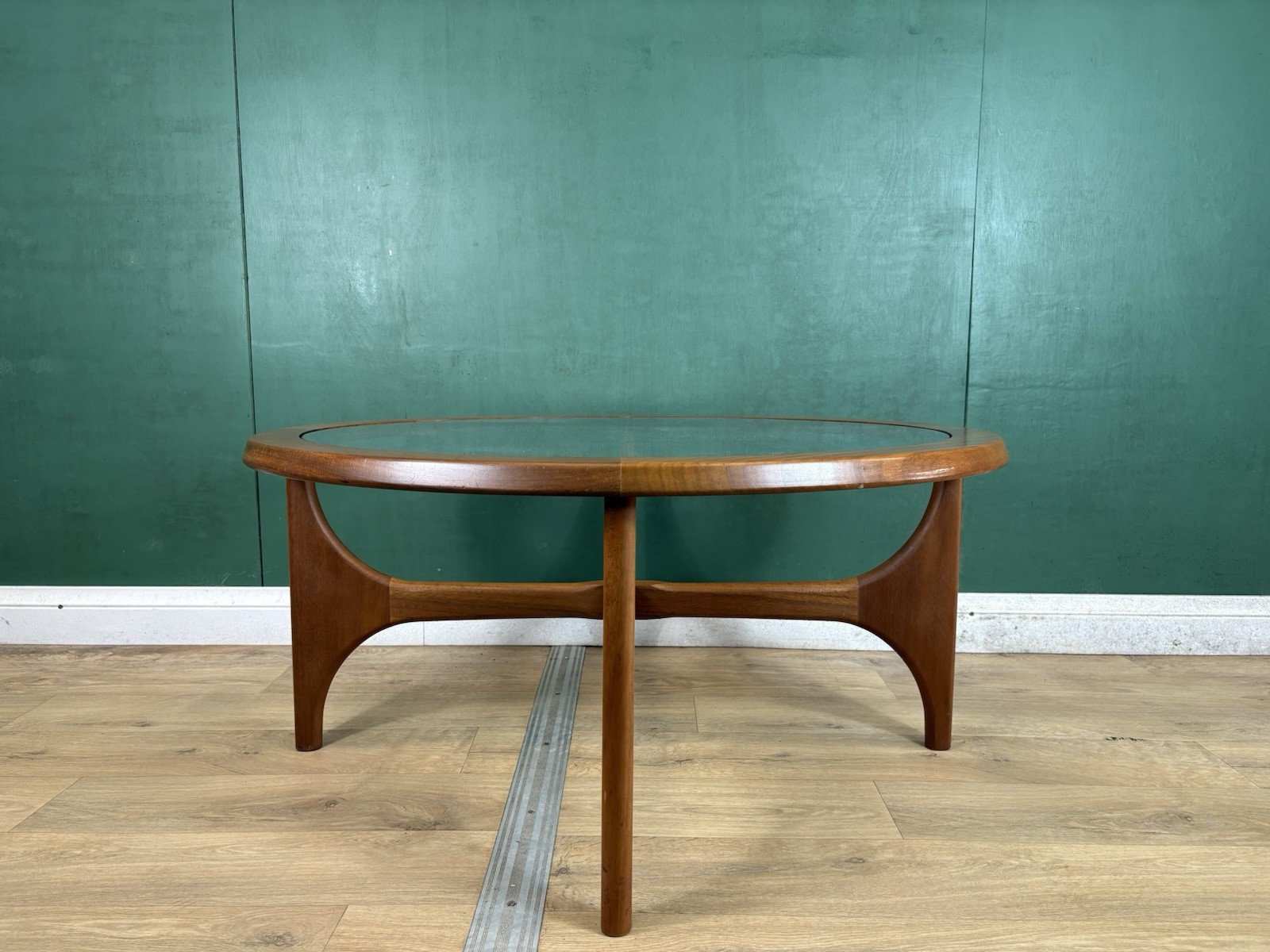 Retro Vintage Mid Century Teak Glass Top Coffee Table By Stonehill -Courier