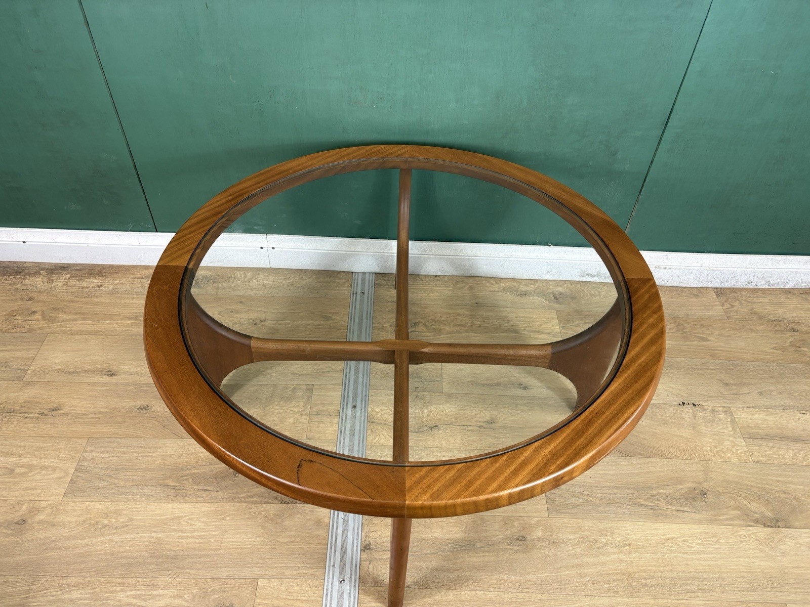 Retro Vintage Mid Century Teak Glass Top Coffee Table By Stonehill -Courier