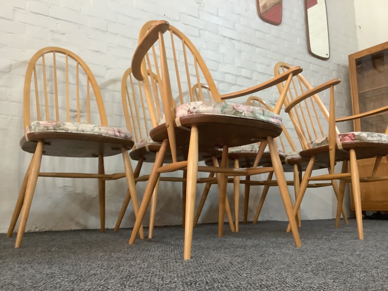 Set Of Six Ercol Windsor Quaker Back Dining Chairs In Light Finish.