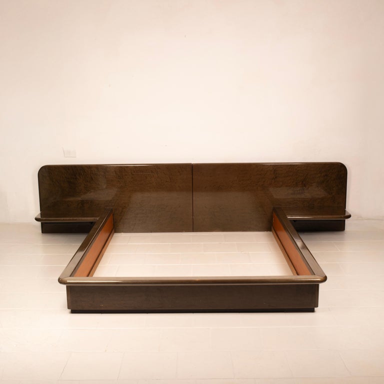 "Seven" bed by Luigi Saccardo for Gasparello