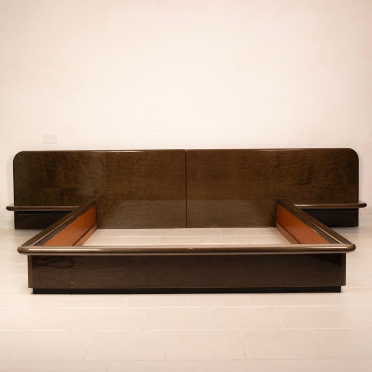 "Seven" bed by Luigi Saccardo for Gasparello