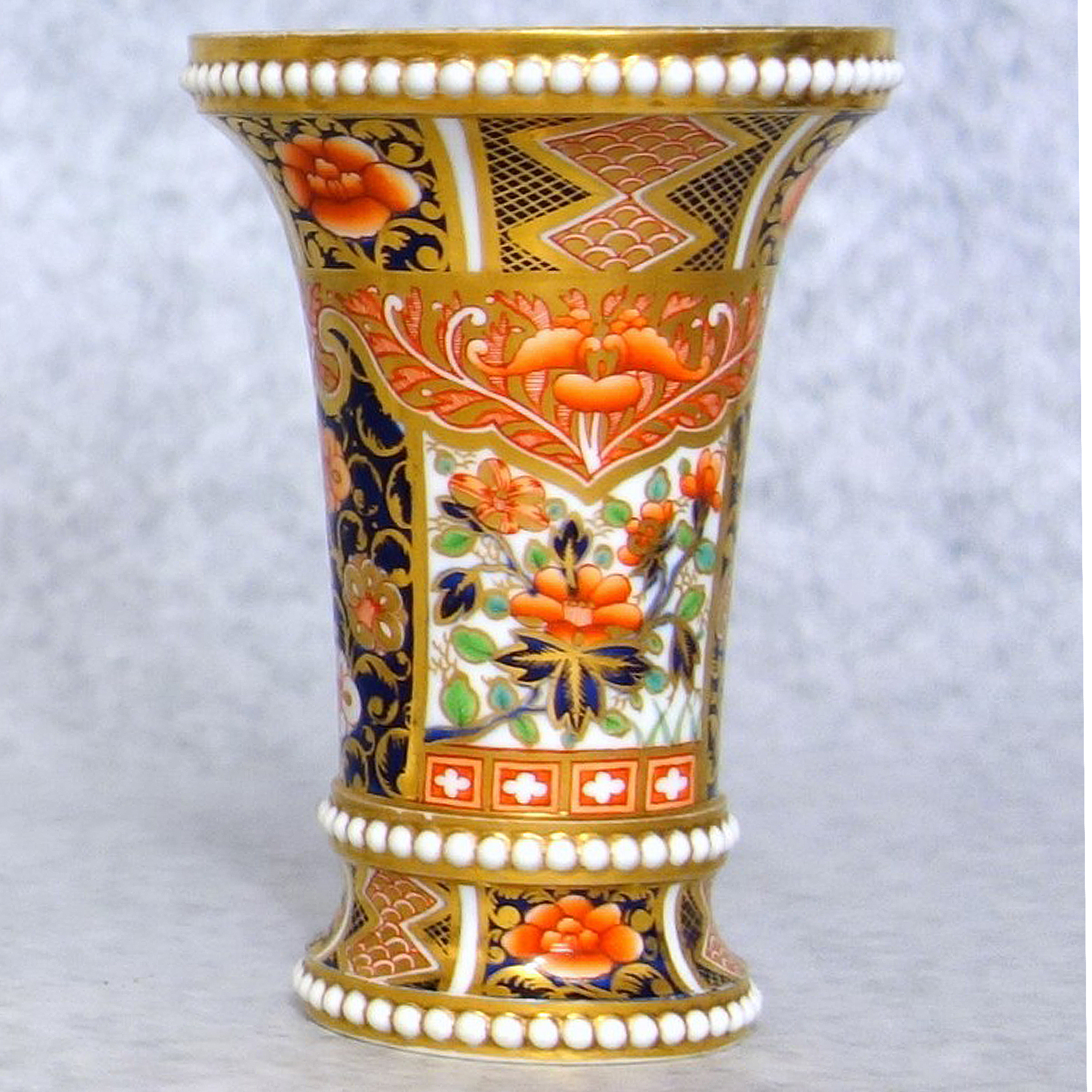 A rare antique Georgian Spode porcelain Imari hand painted Spill Vase C.1810