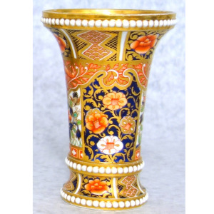 A rare antique Georgian Spode porcelain Imari hand painted Spill Vase C.1810