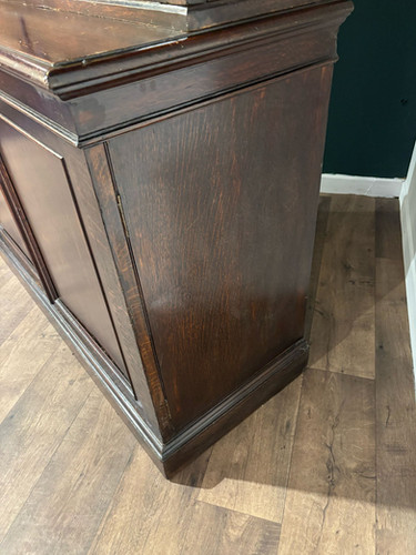 Victorian Dark Stained Oak Two Door Bookcase