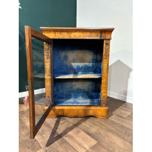 Victorian Decorative Mahogany Side Cabinet With Ormolu Mounts