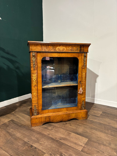 Victorian Decorative Mahogany Side Cabinet With Ormolu Mounts
