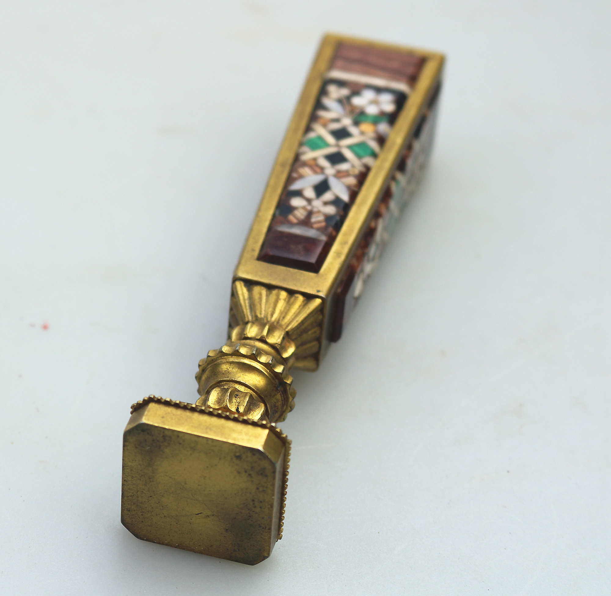 An extremely rare & fine, substantial antique inlaid hardstone Desk Seal C.19thC