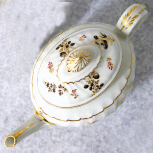 Antique Georgian Chamberlains Worcester porcelain Teapot Cover and Stand C.18thC
