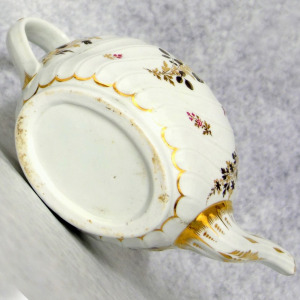 Antique Georgian Chamberlains Worcester porcelain Teapot Cover and Stand C.18thC