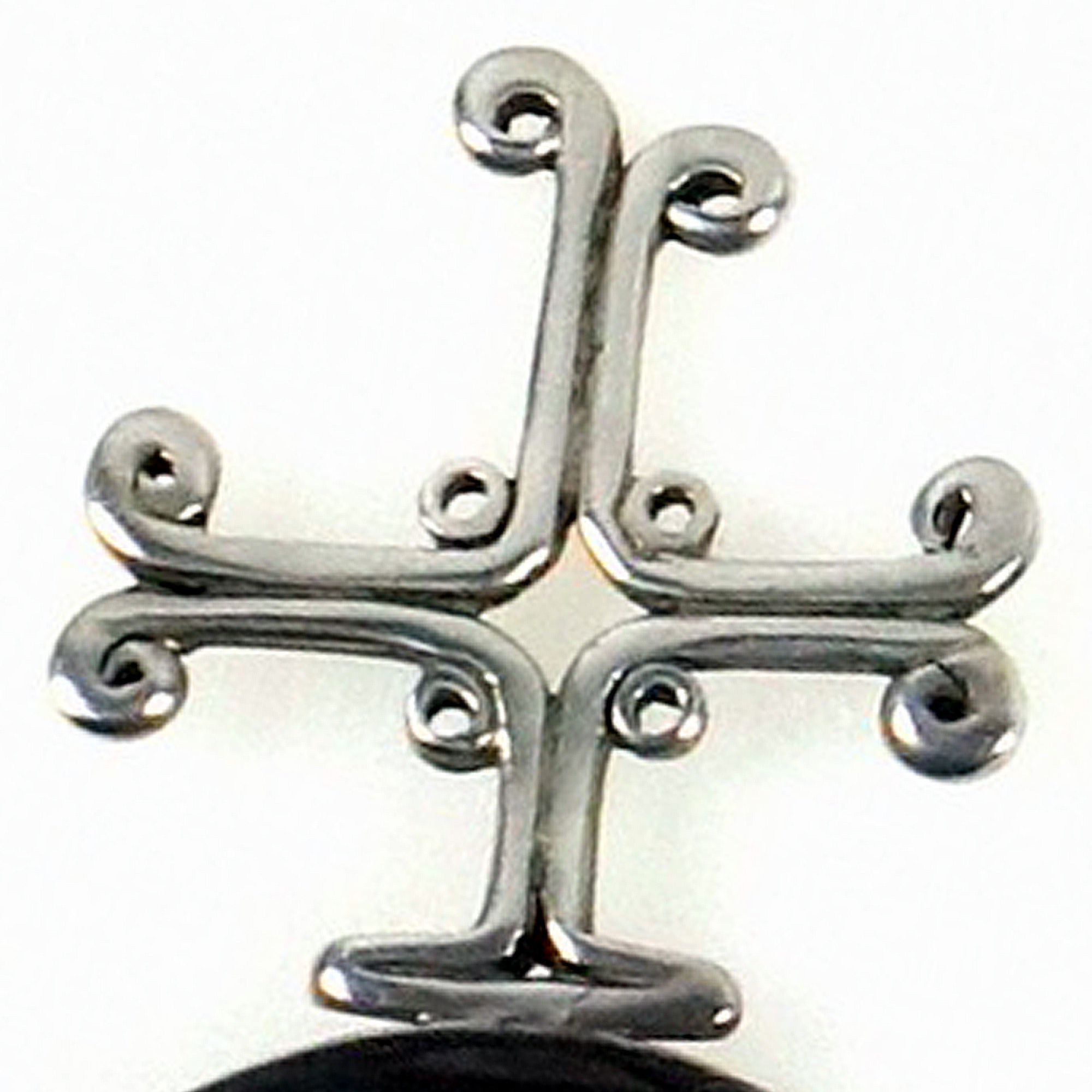 Mid-century Scottish Celtic Cross Edinburgh solid silver Caddy Spoon 6g C.1967