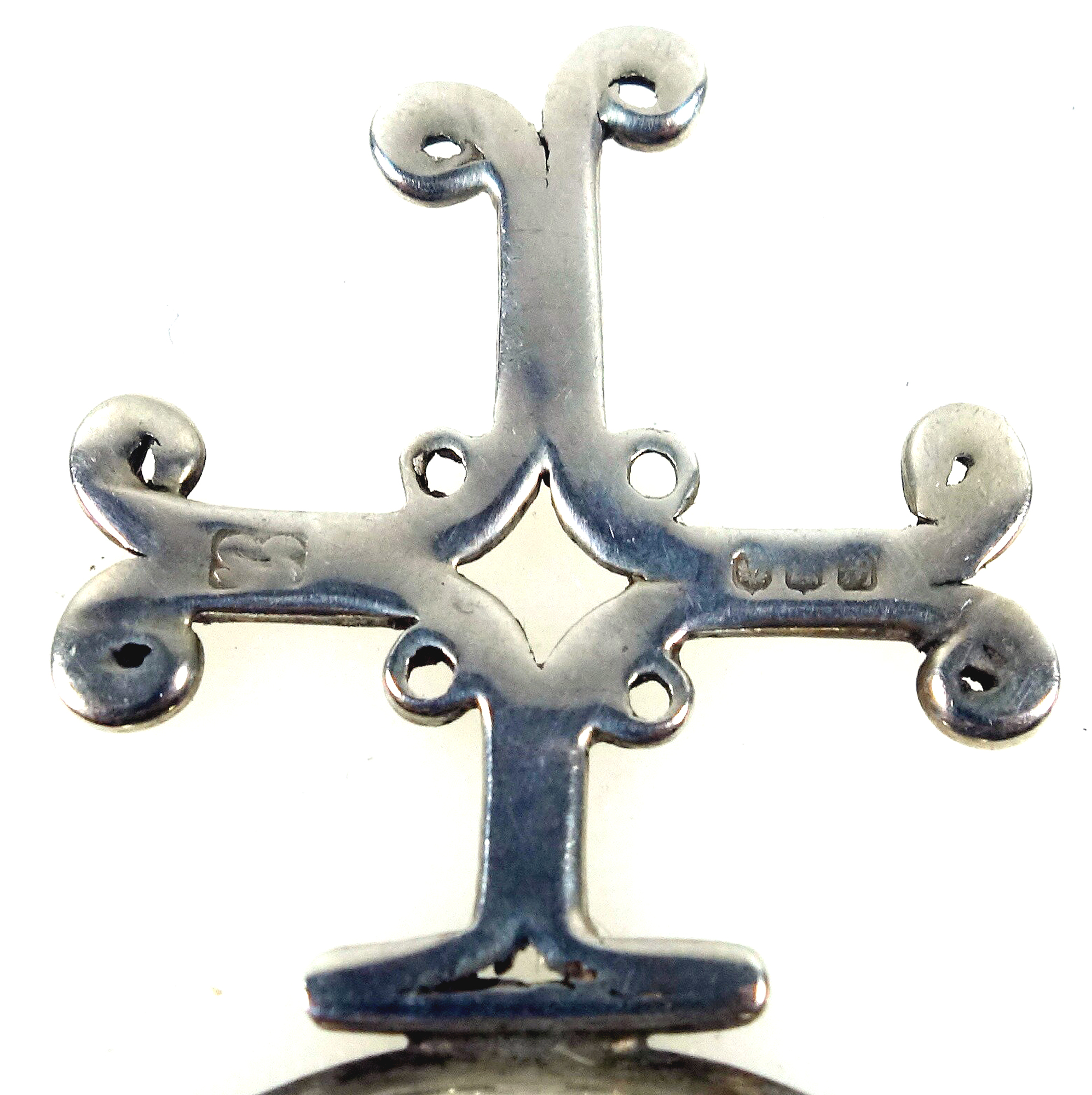 Mid-century Scottish Celtic Cross Edinburgh solid silver Caddy Spoon 6g C.1967