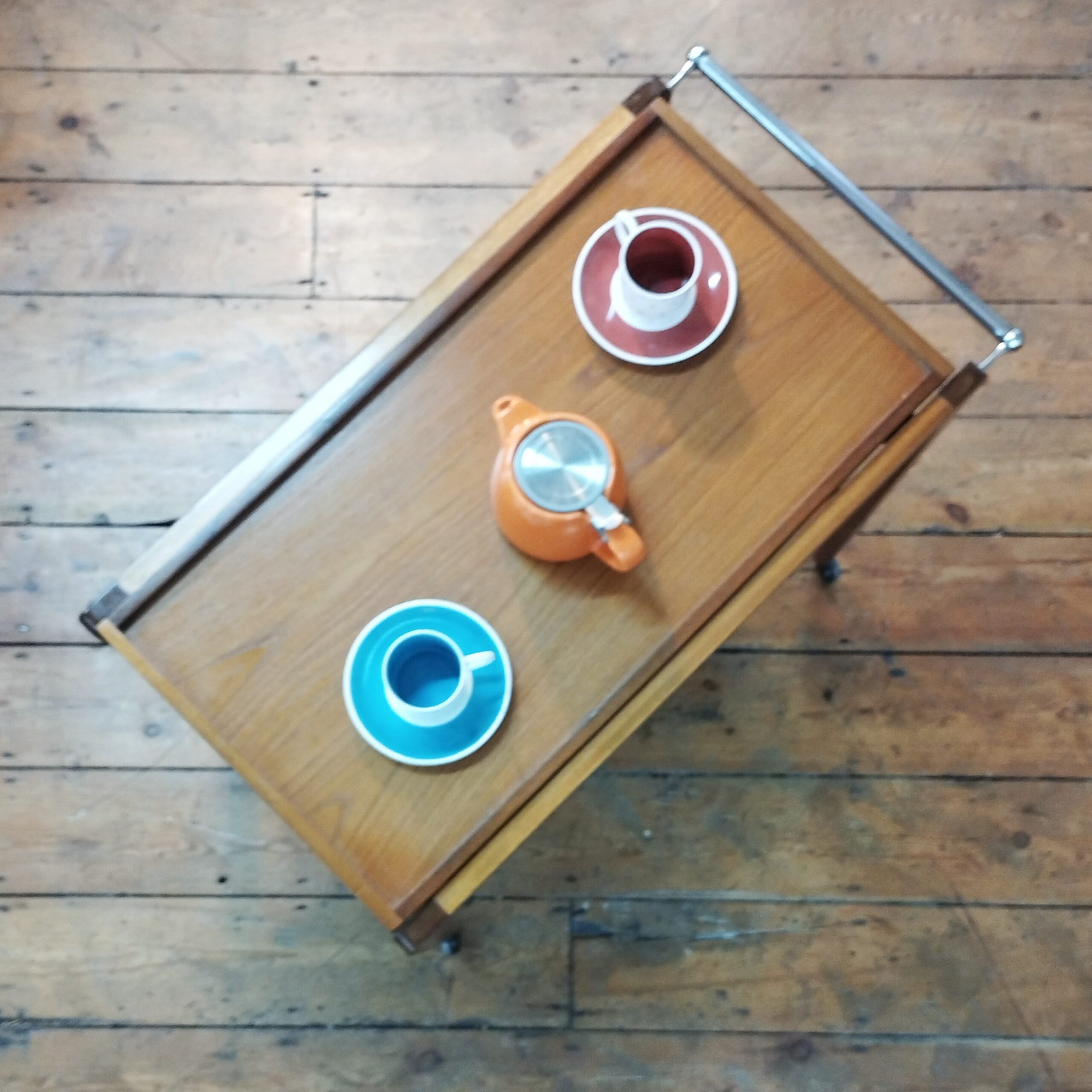 Gorgeous mid-century teak hostess/drinks trolley