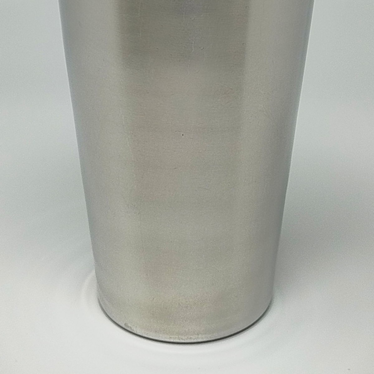 1930s Astonishing Art Deco Cocktail Shaker. Made in France