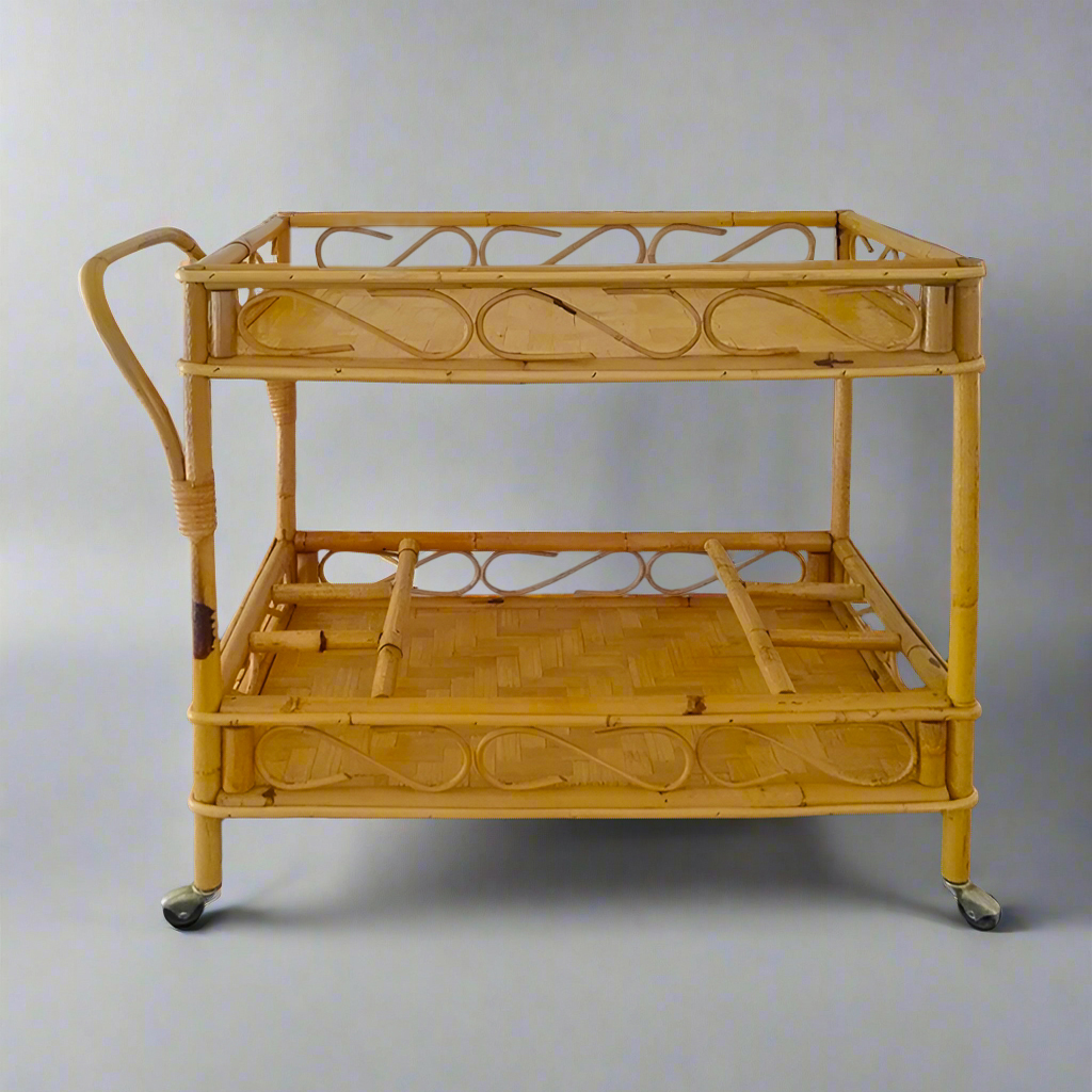 1960s Gorgeous and elegant serving bar cart in bamboo & rattan by Franco Albini. Made in Italy