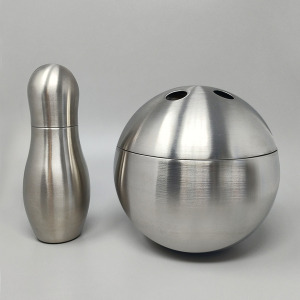 1970s Gorgeous "Bowling" Cocktail Shaker With Ice Bucket Tauma by Guzzini. Made in Italy