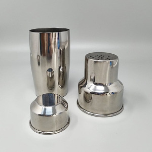 1970s Gorgeous Cocktail Shaker by Pran. Made in Italy