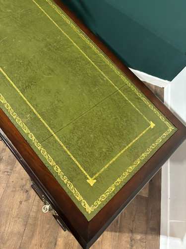 20th Century Mahogany Kneehole Desk