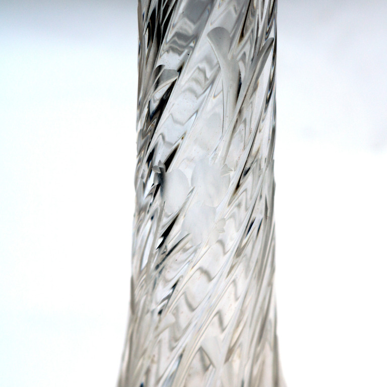An antique tall & unusual Art Nouveau glass engraved Liquor Wine Decanter C.1890 - Image 3