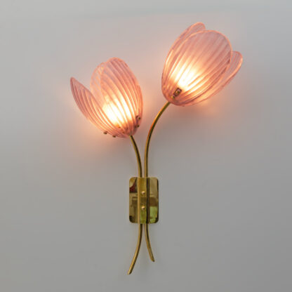 Pair of Tulips Murano Glass and Brass Sconces - Image 4