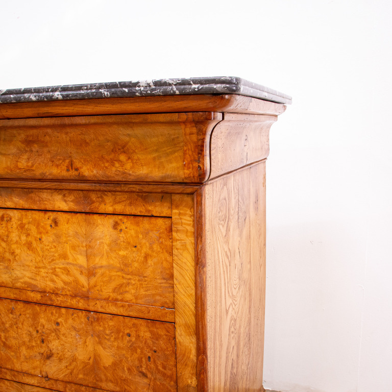French Louis Phillippe Figured Ash Commode - Image 8