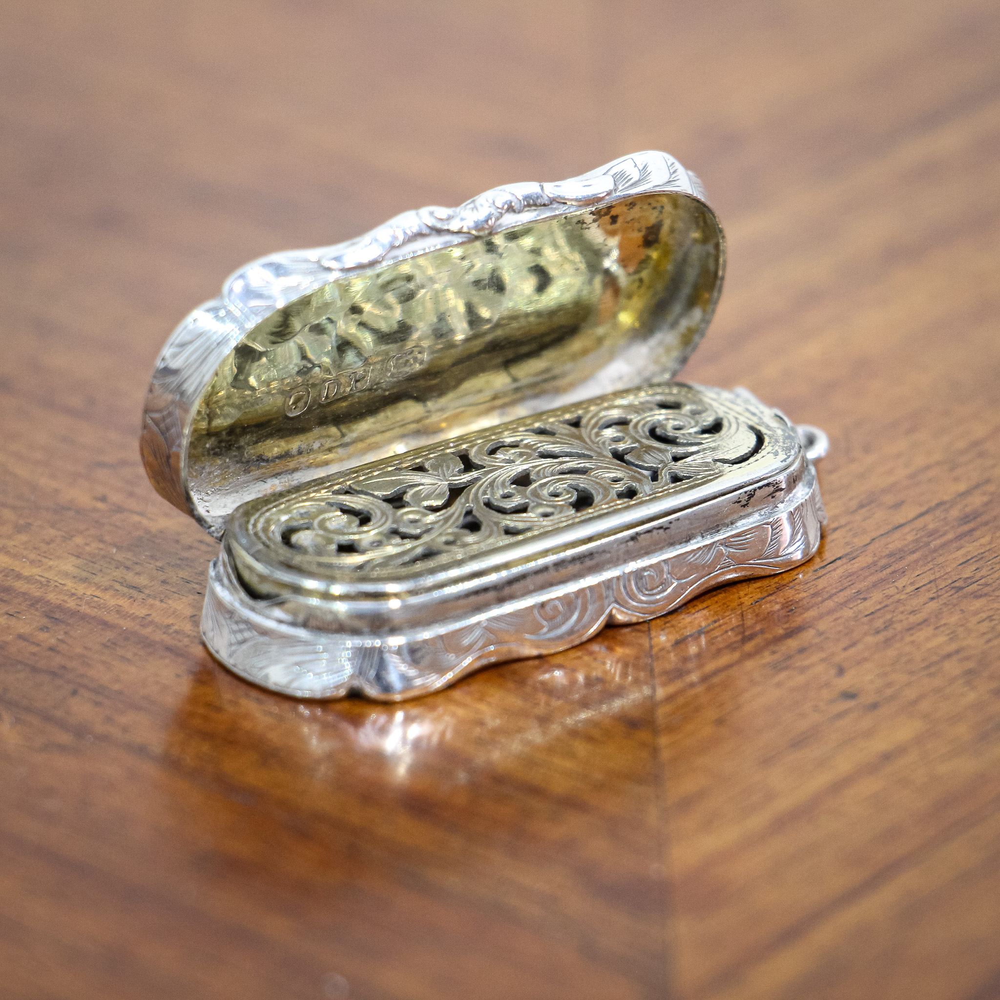 Early Victorian Silver Vinaigrette