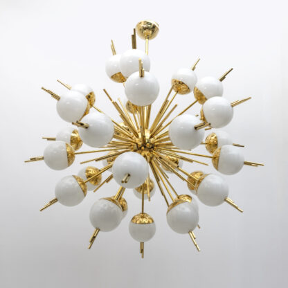 Large Sputnik Murano Glass and Brass Chandelier - Image 7