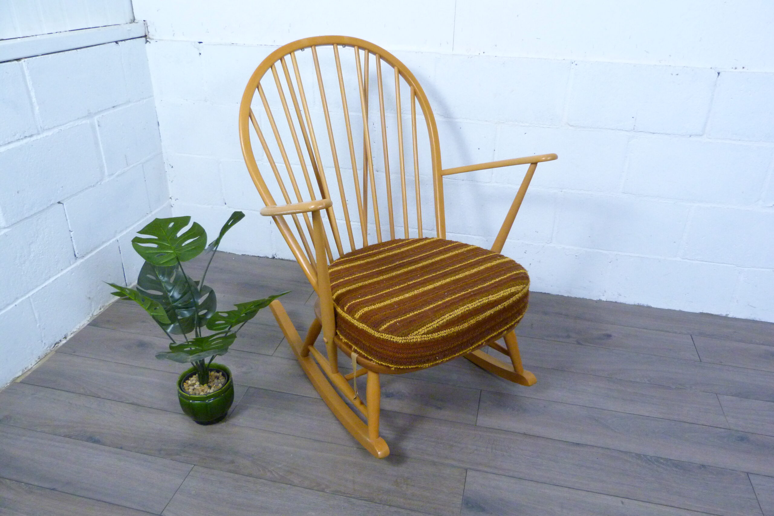 Ercol Windsor Grandfather Blonde Rocking Chair