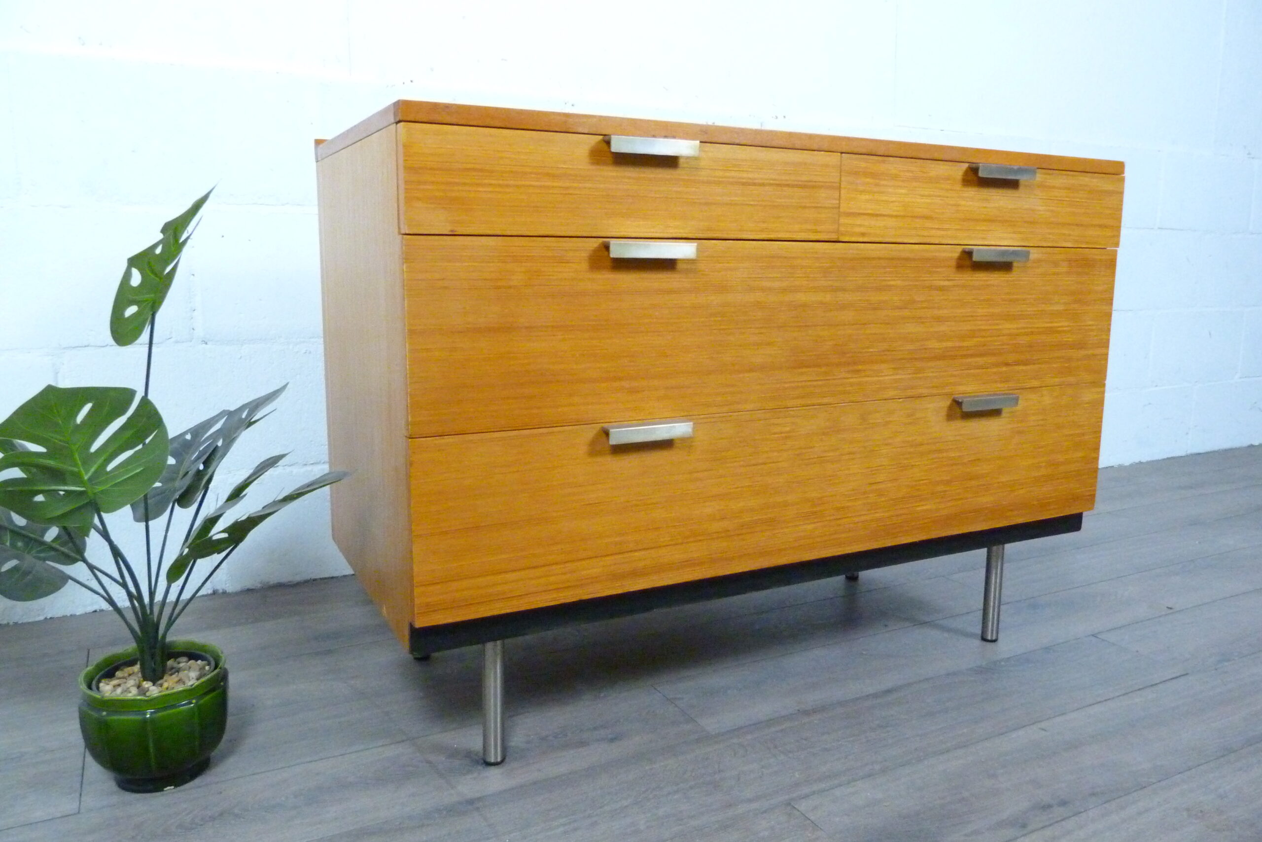 Stag Fineline Chest of Drawers