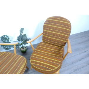 Ercol Windsor Model 203 Pair of Easy Lounge Chairs