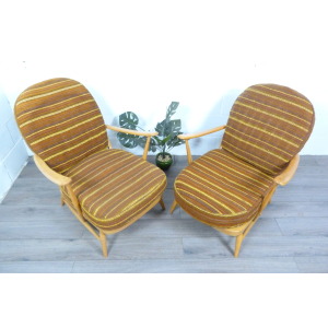 Ercol Windsor Model 203 Pair of Easy Lounge Chairs