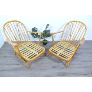 Ercol Windsor Model 203 Pair of Easy Lounge Chairs
