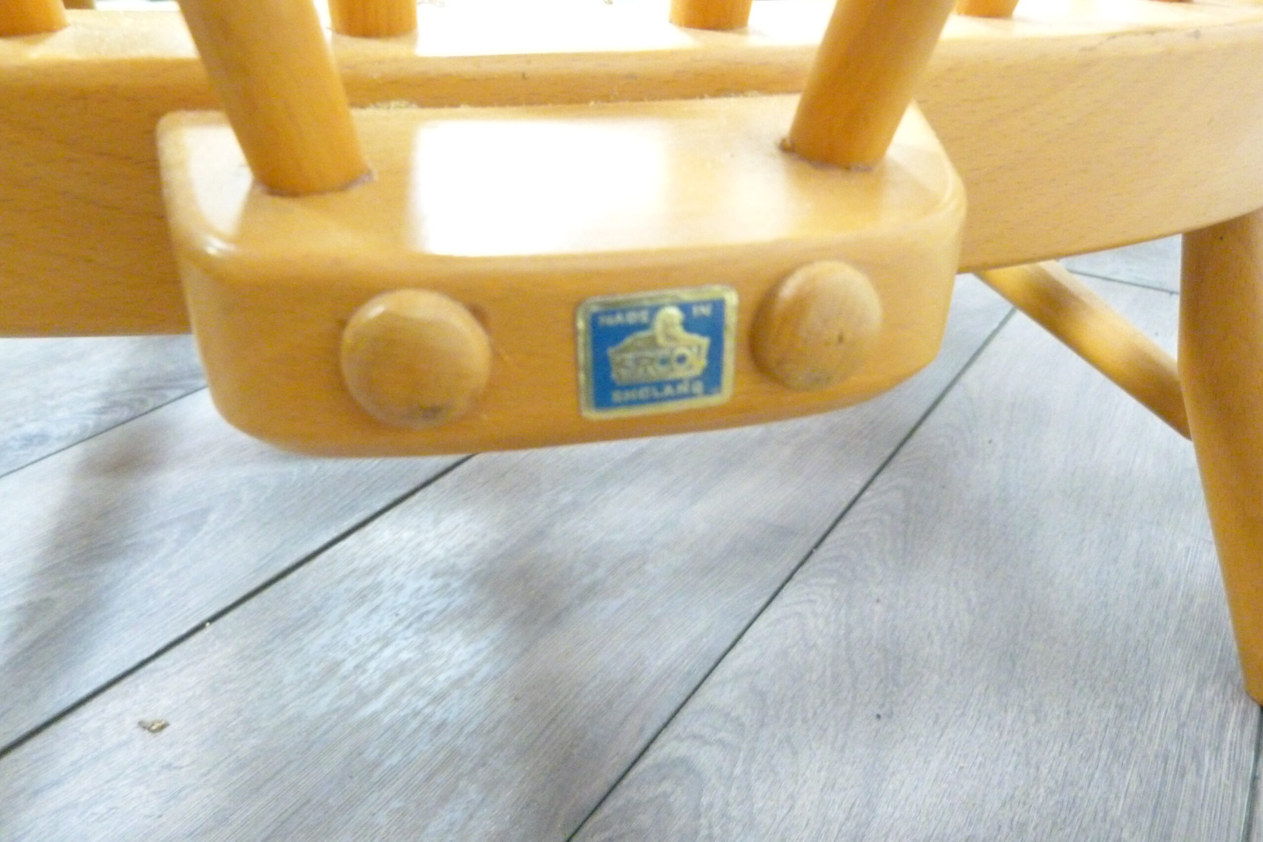 Ercol Windsor Model 203 Pair of Easy Lounge Chairs