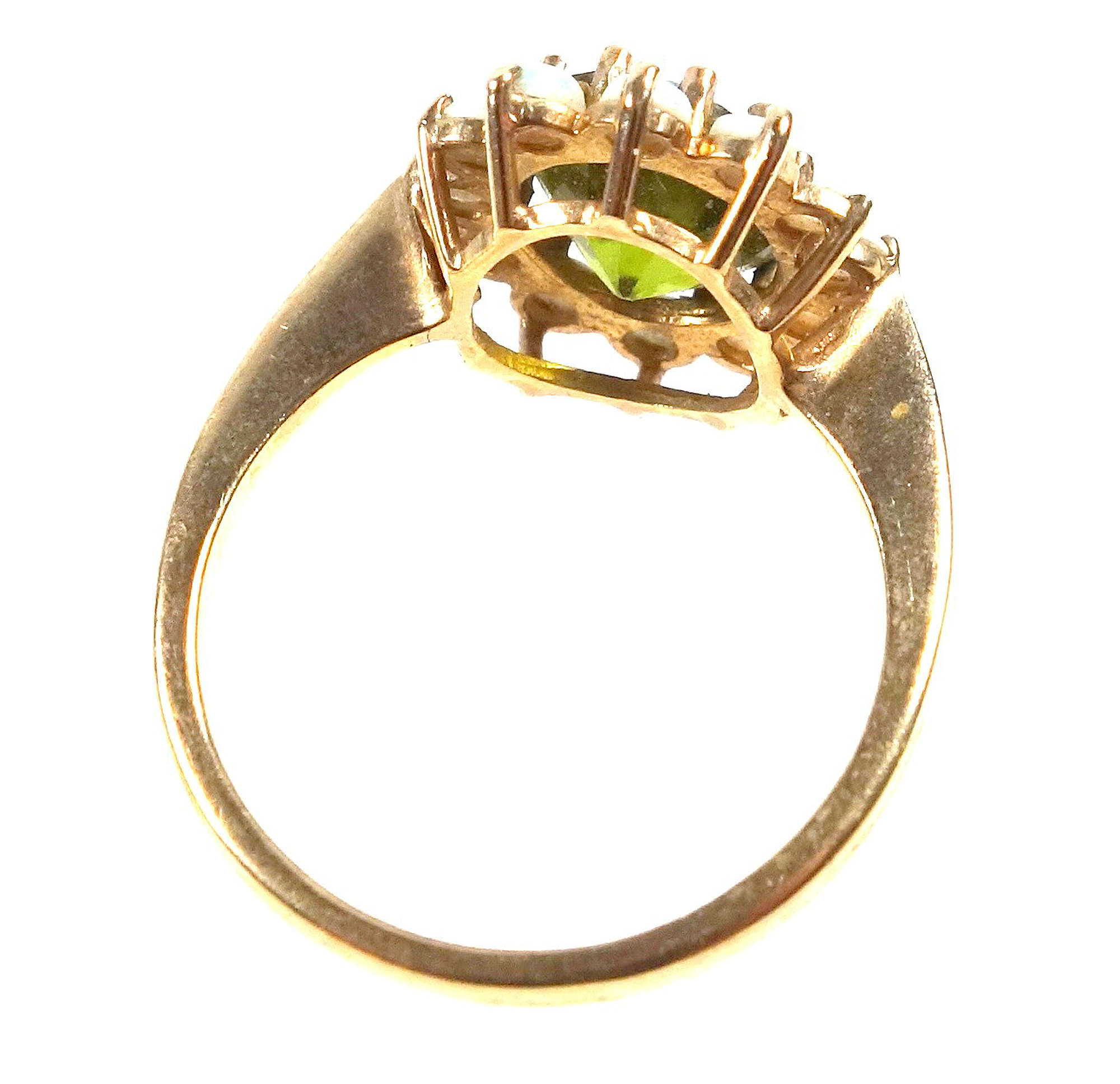 A good antique 9ct gold ring set cut peridot and multi opals Ring - boxed C.1900